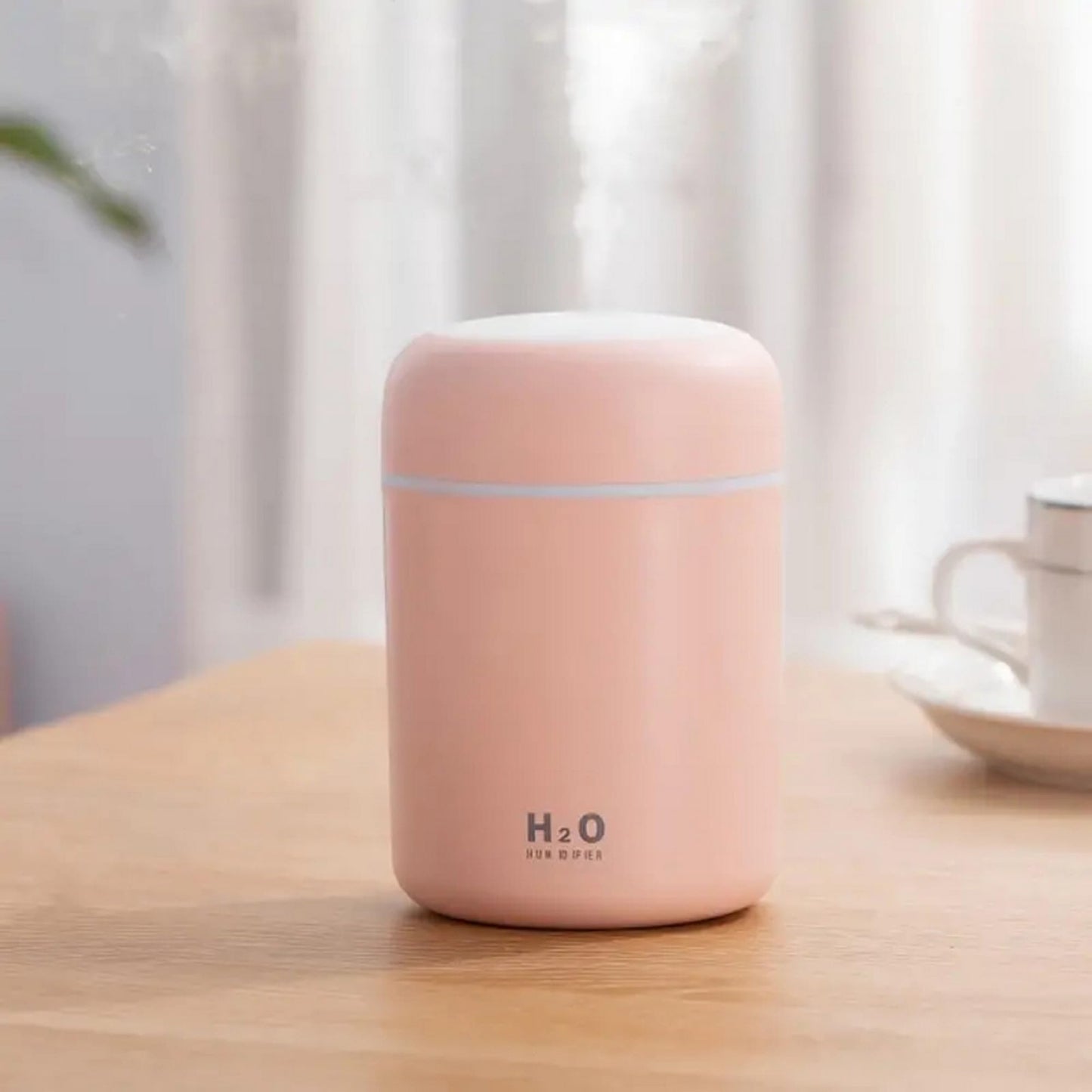 Portable Mini Humidifier, Colorful, Cool Mist, USB Powered.