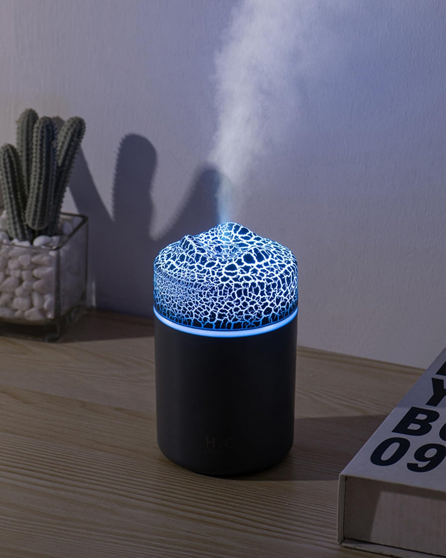 Portable Mini Humidifier, Colorful, Cool Mist, USB Powered.